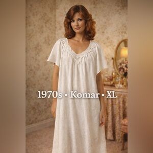 Vintage 1970s Komar Boho White Nightgown XL Crochet Lace